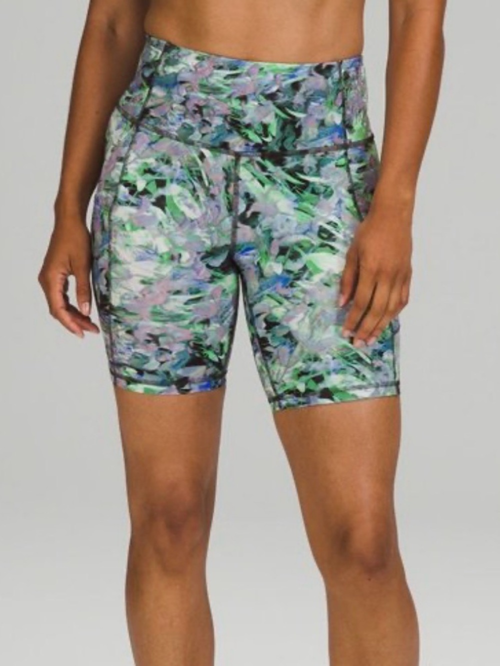 LULULEMON Fast and Free High-Rise Shorts 8" in Rapid Flourish Multi Color